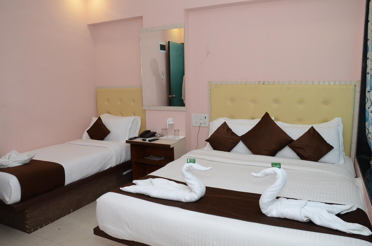 Sai Leela Grand Hotel Mumbai Exterior photo