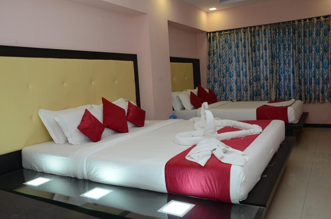 Sai Leela Grand Hotel Mumbai Exterior photo