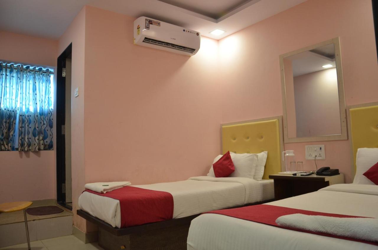 Sai Leela Grand Hotel Mumbai Exterior photo